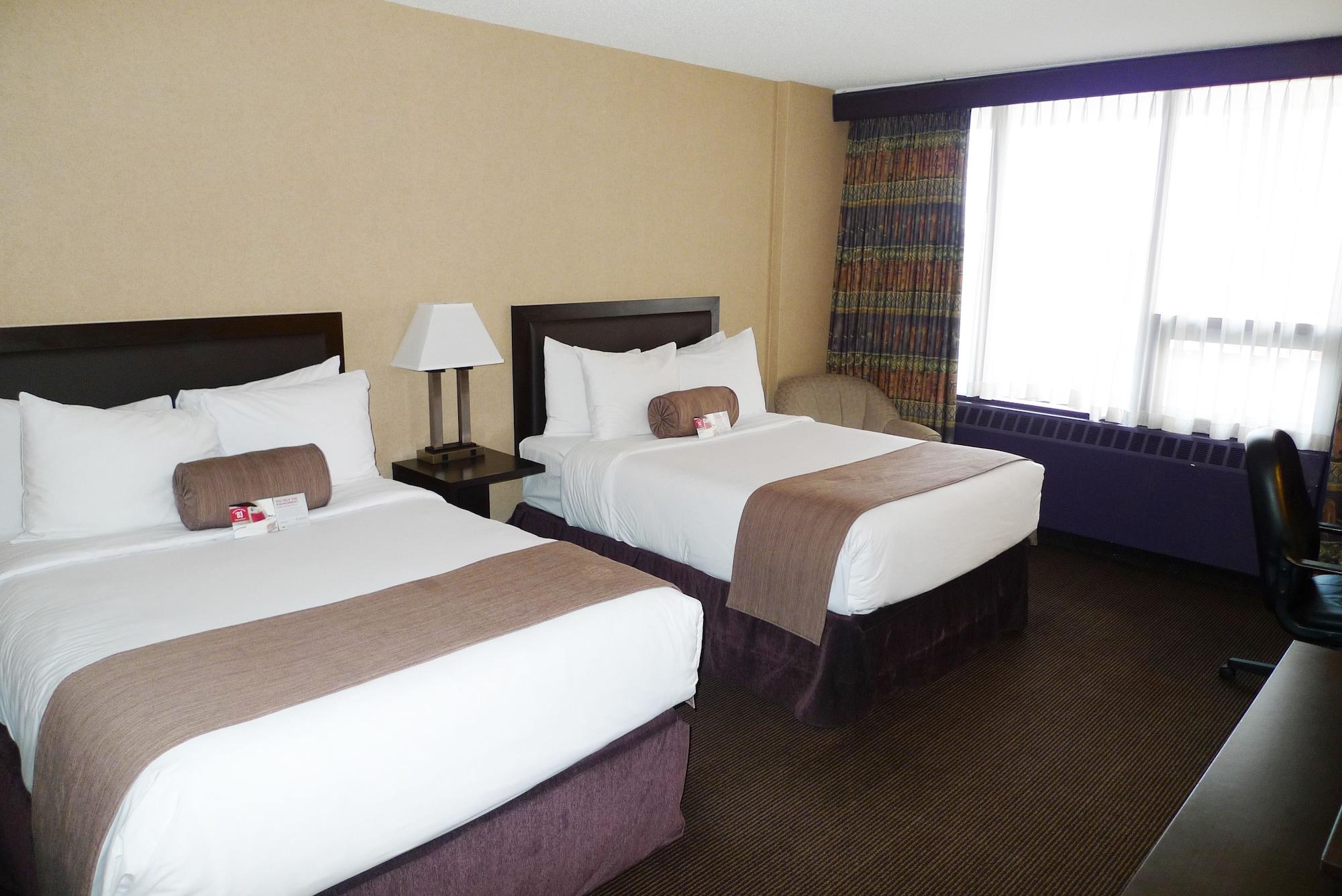 Ramada Plaza By Wyndham Calgary Downtown Otel Dış mekan fotoğraf